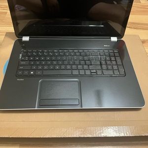 HP Pavilion TouchSmart 17 NoteBook 2012